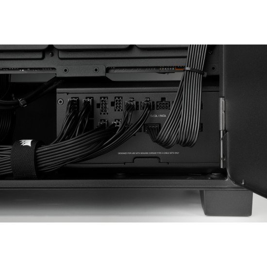 Corsair RM1200x SHIFT unité d'alimentation d'énergie 1200 W 24-pin ATX ATX Noir