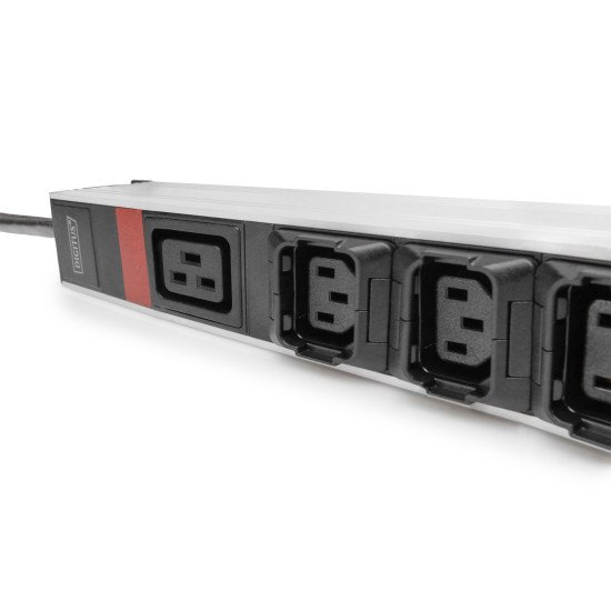 Digitus PDU Basic IT, triphasé 16 A, 24 x C13, 3 x C19, câble d'alimentation 3 m, connecteur IEC 60309 16 A