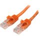 StarTech.com Câble réseau Cat5e UTP sans crochet de 2m - Cordon Ethernet RJ45 anti-accroc - M/M - Orange