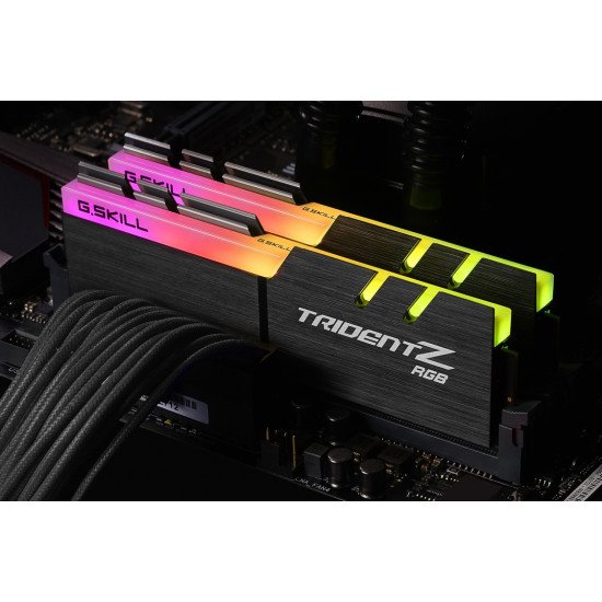 G.Skill Trident Z RGB 16GB DDR4 mémoire 16 Go 2 x 8 Go 3200 MHz