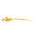 C2G Câble de raccordement Ethernet fin Cat6a non blindé (UTP) avec protection anti-accrochage de 2,1 m - Jaune