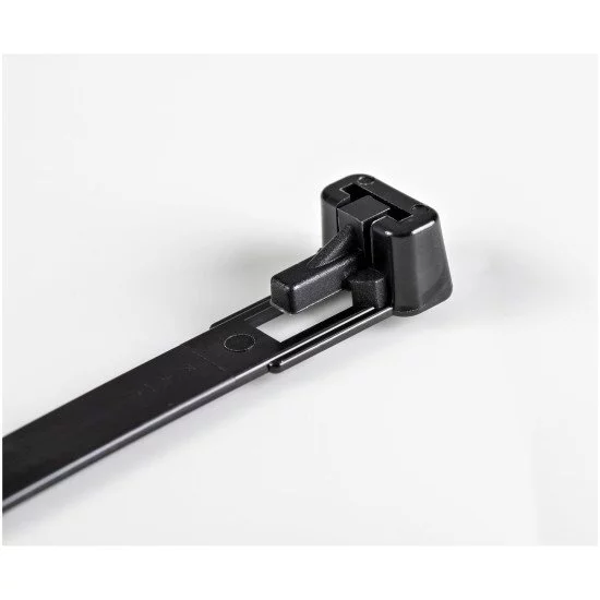 StarTech.com Colliers de Serrage Réutilisables 15 cm Noirs - Largeur 7 mm -  Diam. faisceau 35 mm - Résistance traction 22 kg - Colson nylon détachable  - Intérieur/extérieur - Homologués 94V-2/UL - 100 pcs sur