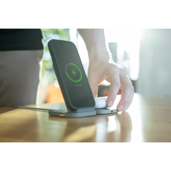 Xtorm Wireless Charging Stand Solo