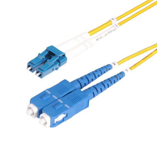 StarTech.com Câble Fibre Optique de 30m Duplex Monomode LC vers SC(UPC) OS2, 9/125µm, 100G, Cordon Fibre Optique, Insensible à la Courbure, Faible Perte d'Insertion, Cordon Patch Fibre LSZH