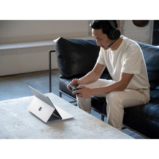 Microsoft Surface Laptop Studio Intel® Core™ i7 i7-11370H Hybride (2-en-1) 36,6 cm (14.4") Écran tactile 32 Go LPDDR4x-SDRAM 2 To SSD NVIDIA GeForce RTX 3050 Ti Wi-Fi 6 (802.11ax) Windows 11 Pro Platine