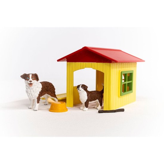 schleich Friendly Dog House