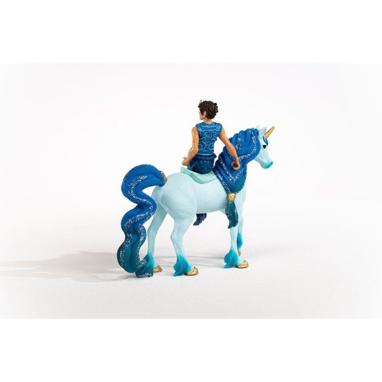 schleich Aryon on Unicorn