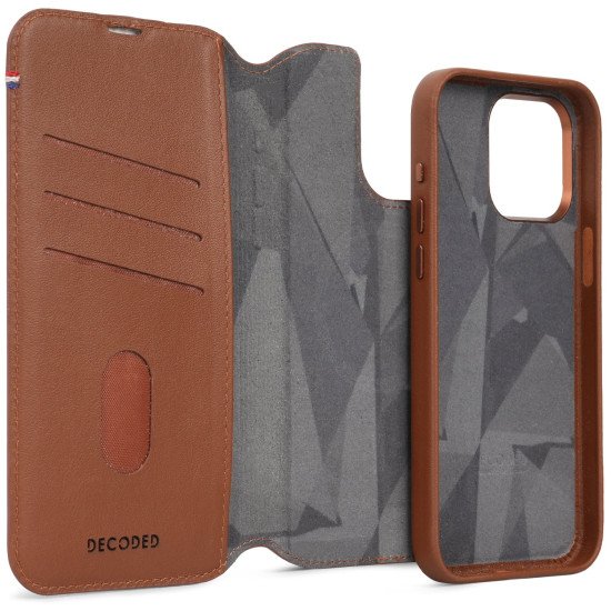 Decoded D24IPO15PDW5TN coque de protection pour téléphones portables 15,5 cm (6.1") Étui avec portefeuille Marron