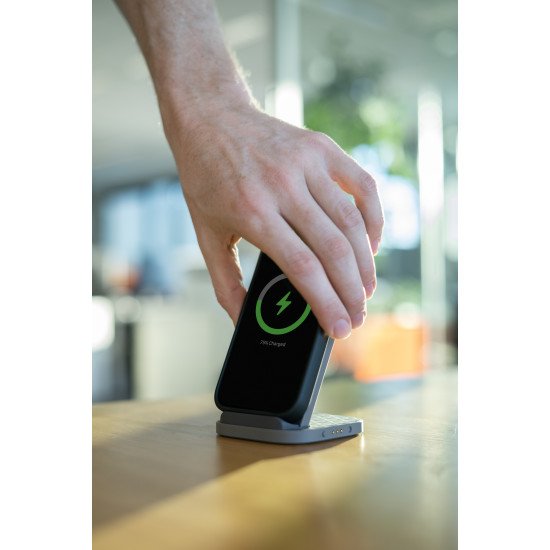 Xtorm Wireless Charging Stand Solo